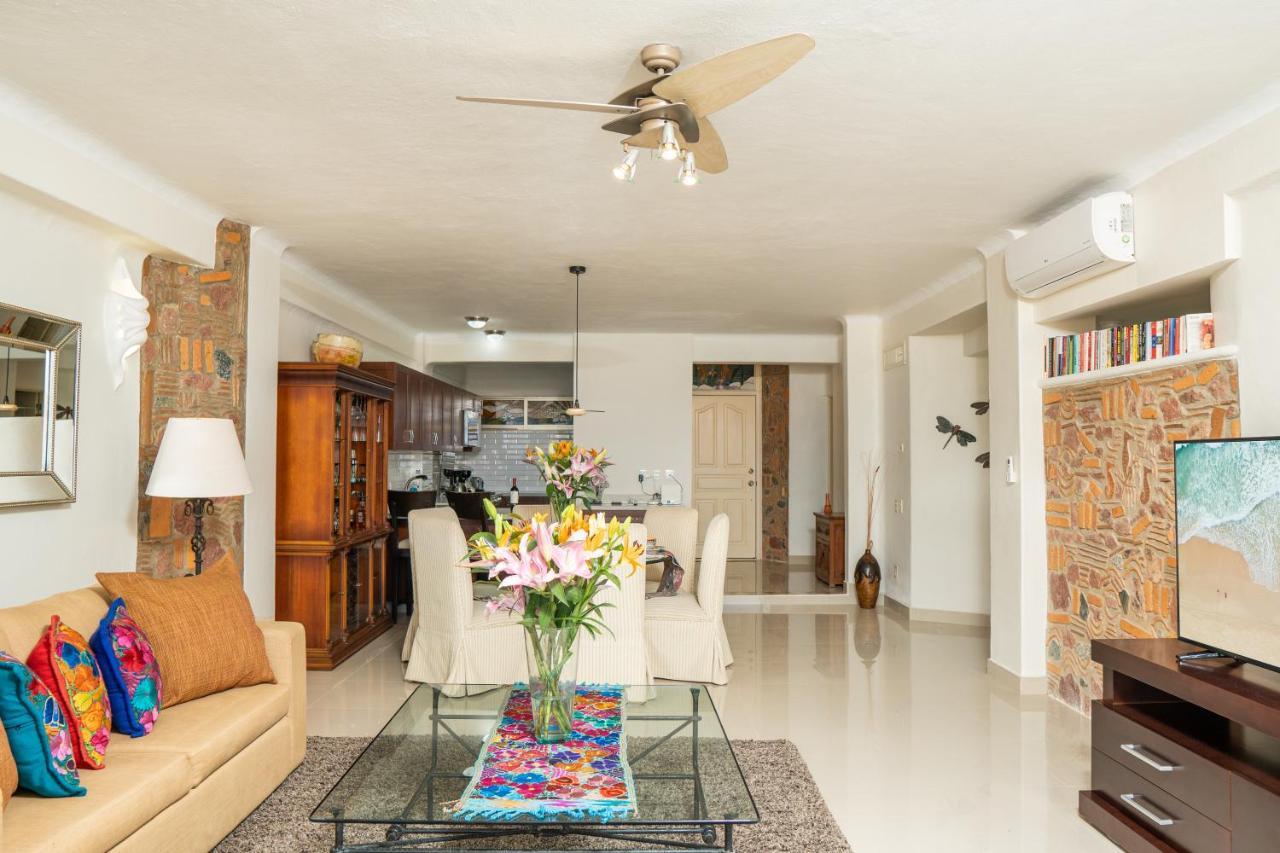 Ocean Front Condo With Pool Sleeps 6 Adults-Quinta Del Mar 203 Nuevo Vallarta Exterior photo